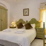 Arcos بيت للعطل